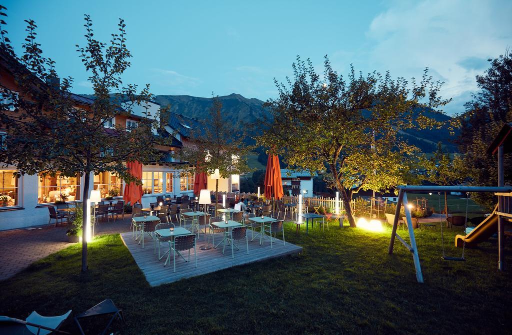Genuss- & Aktivhotel Sonnenburg リーツラーン エクステリア 写真